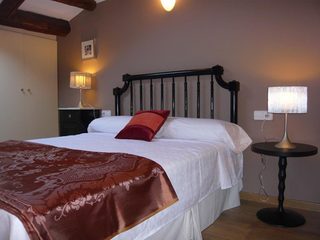 Vilosell Wine Hotel El Vilosell Room photo